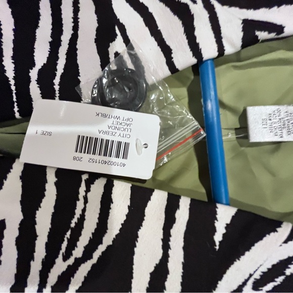 Chicos zebras print in sm - Picture 4 of 5